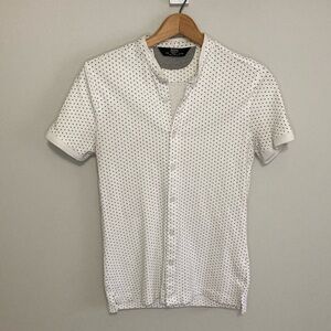 Men’s Bershka Muscle Fit Shirt, Short Sleeve, Size Small, white and black